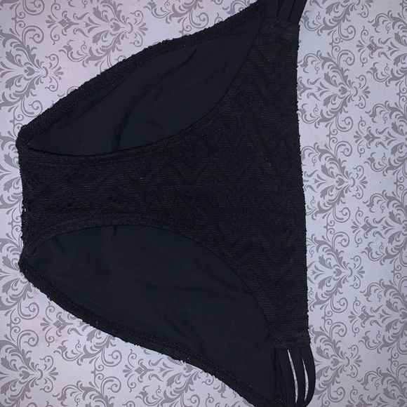 Crochet Bathing Suit Bottom - Picture 1 of 4